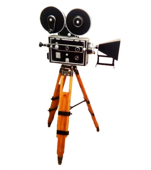 Ретро-кинокамера в аренду для съемки и реквизита